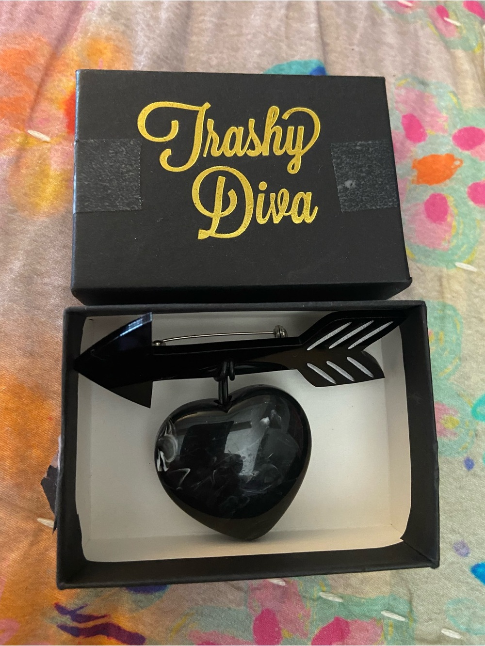 Trashy Diva Black Heart Arrow Statement Brooch Pin NWT